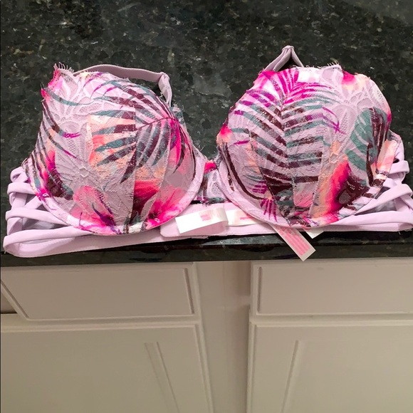 Pink Bra - Picture 6 of 8